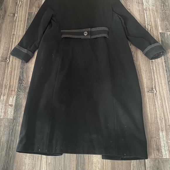 Full length black and charcoal winter coat - Picture 4 of 5